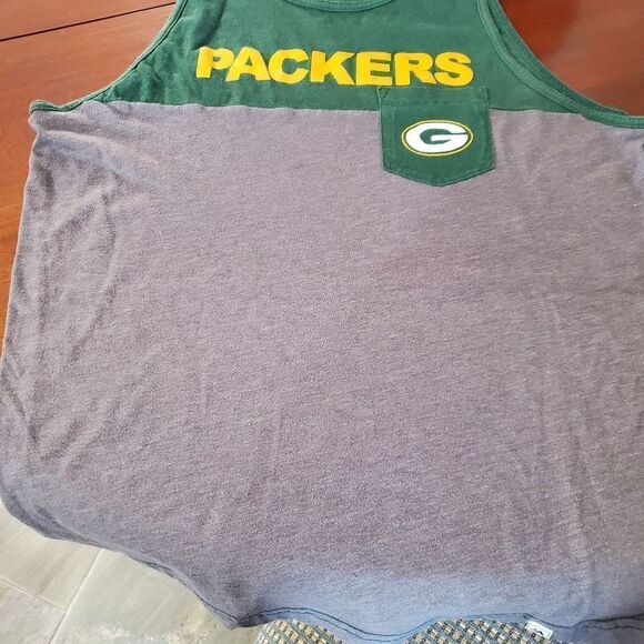 Lot of 2 Green Bay Packers Shirts - Picture 5 of 10